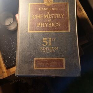 CRC Handbook of Chemistry and Physics 51st Edition